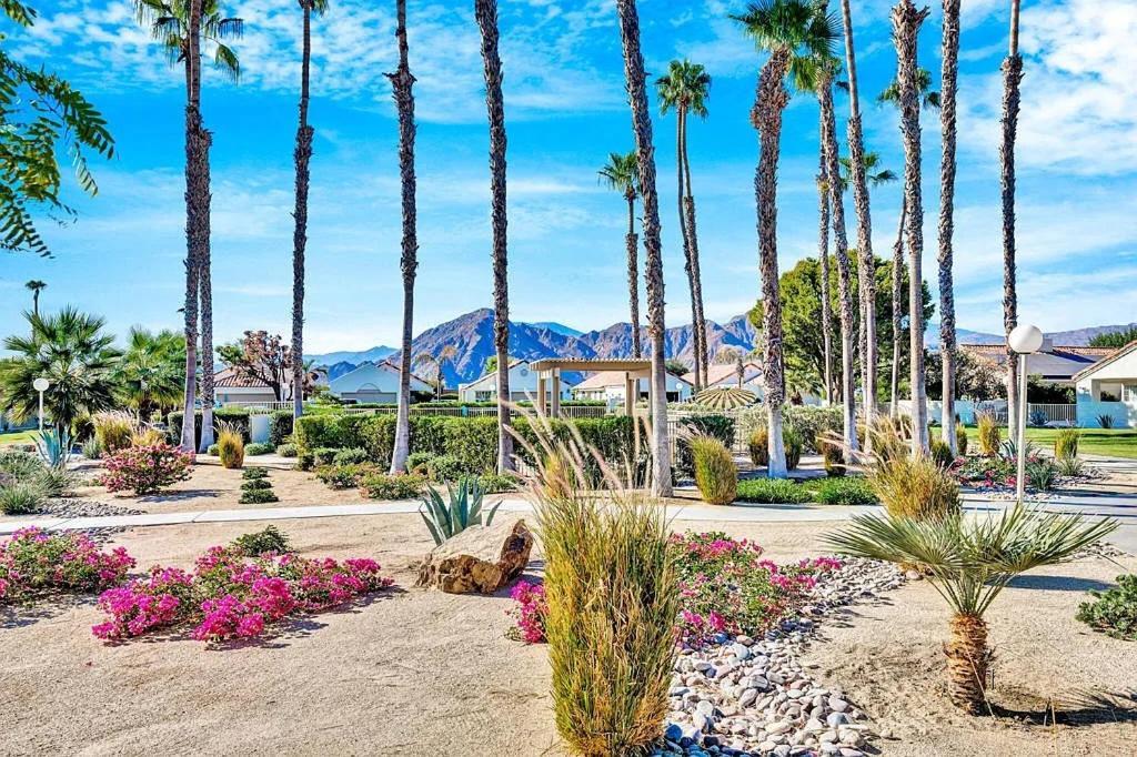 Desert Breezes Resort Palm Desert Luaran gambar