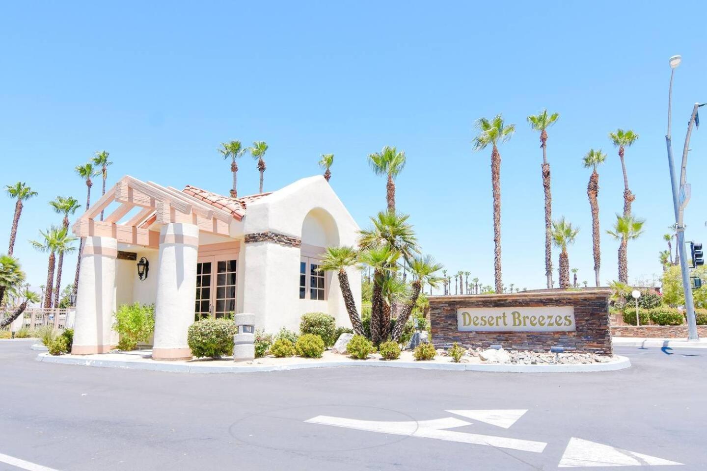 Desert Breezes Resort Palm Desert Luaran gambar