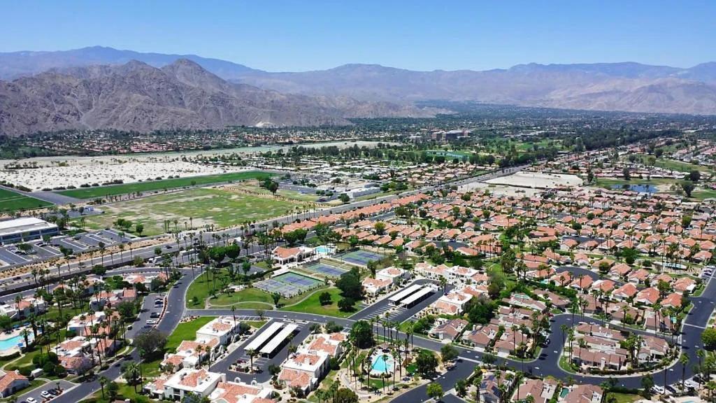 Desert Breezes Resort Palm Desert Luaran gambar
